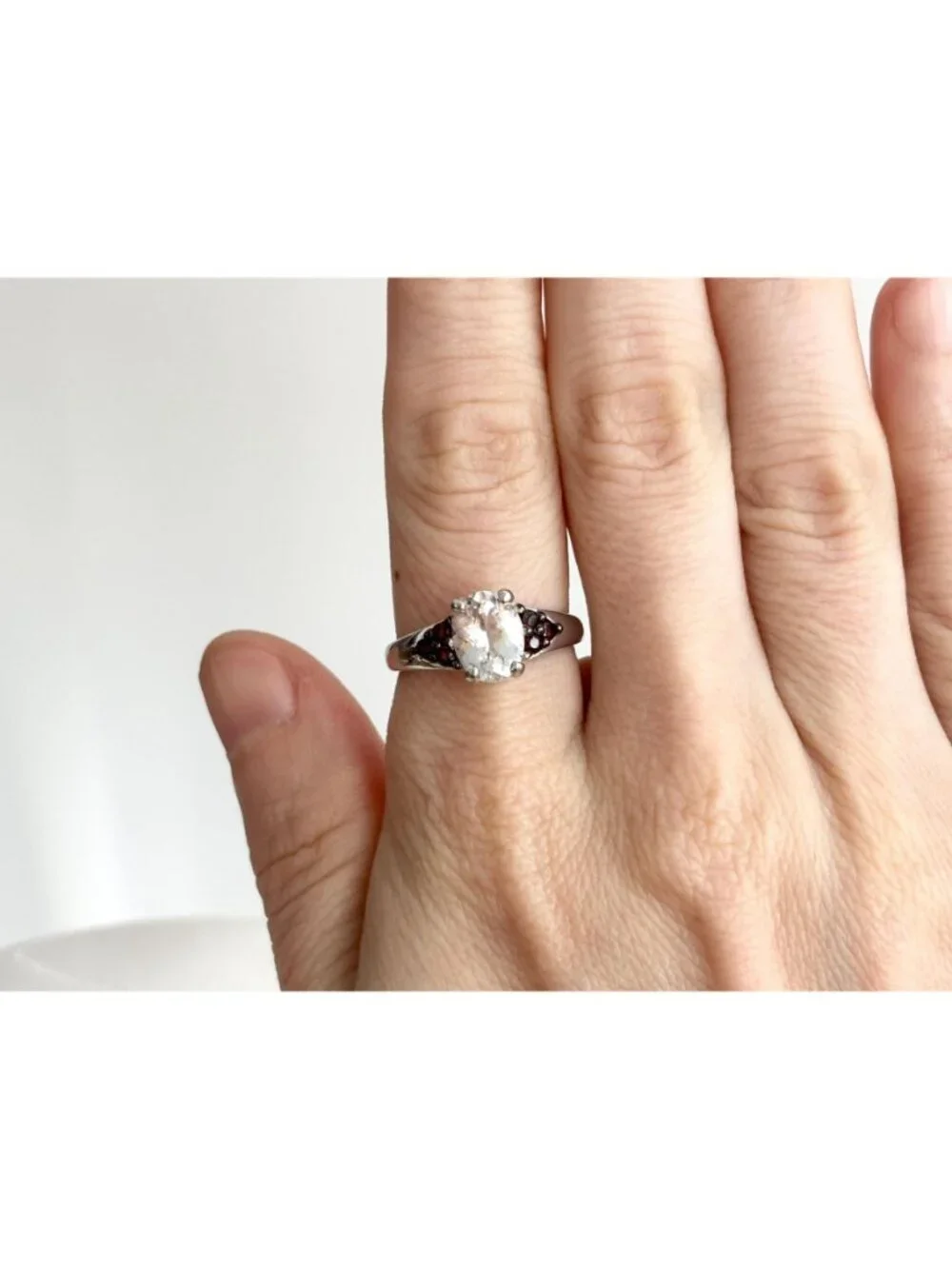 White Topaz & Mini Garnet Gemstone Sterling Silver 925 Vintage Ring - sz 8